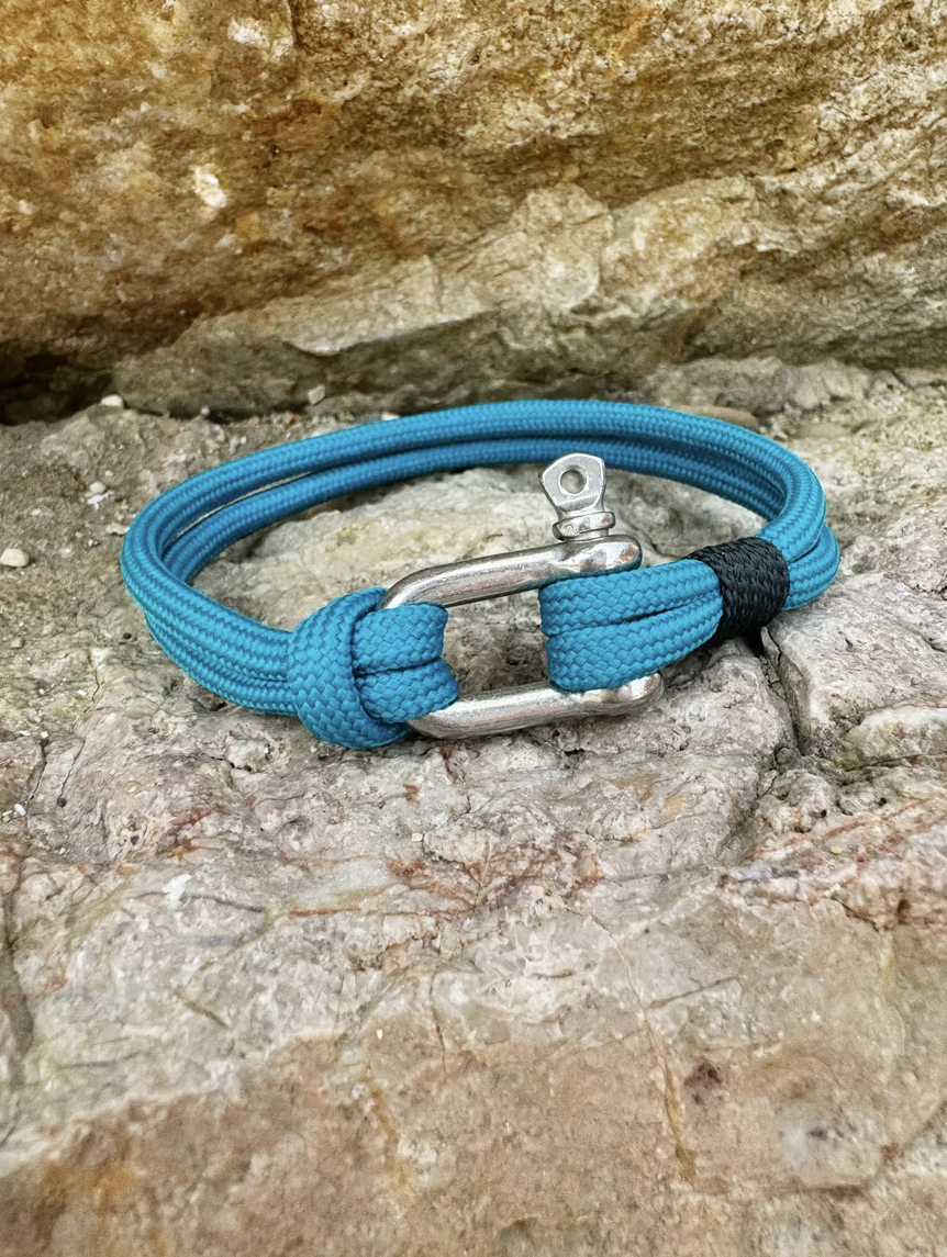 Men bracelet • Light blue